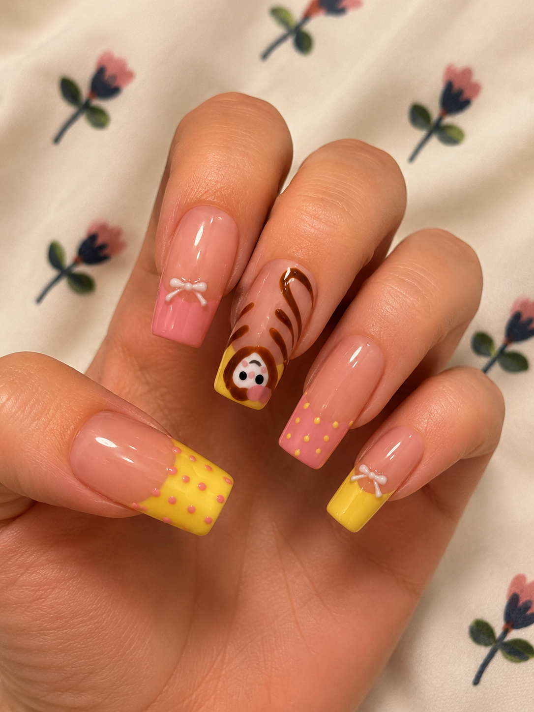 Square nail set