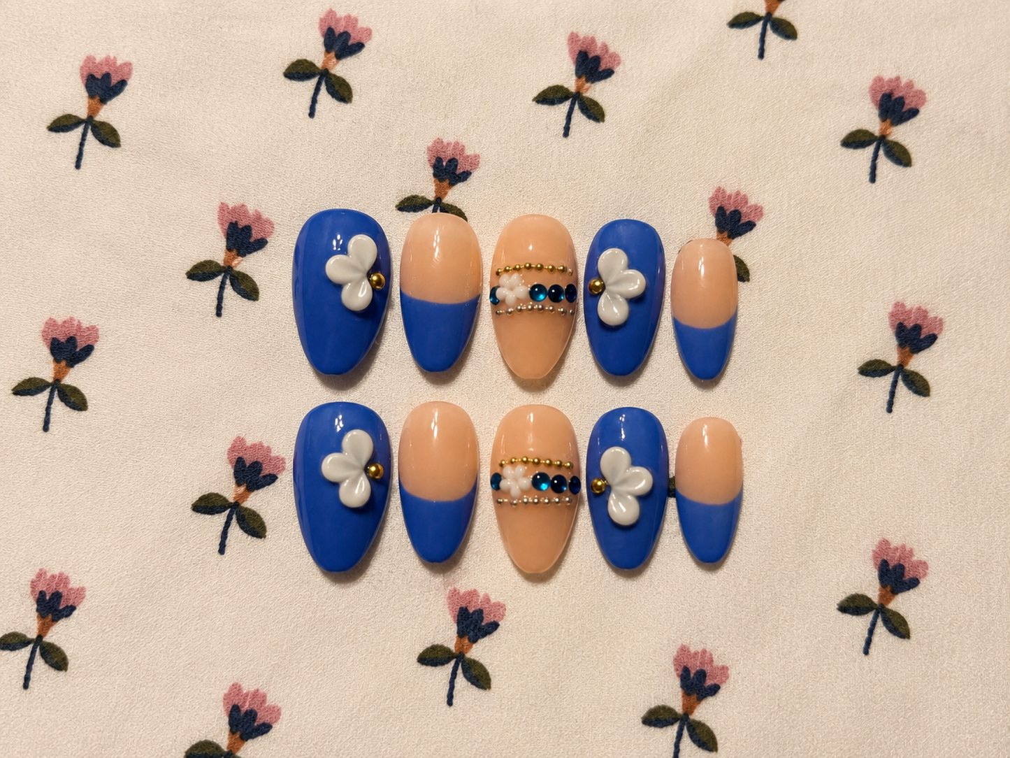 Almond nail set