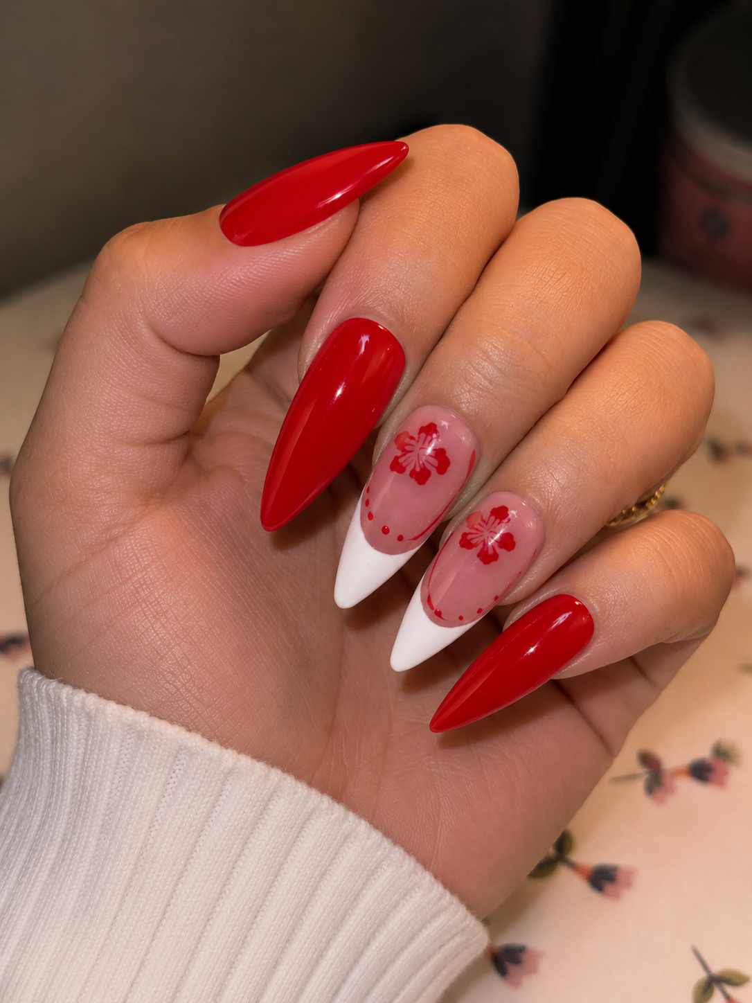 Stiletto nail set