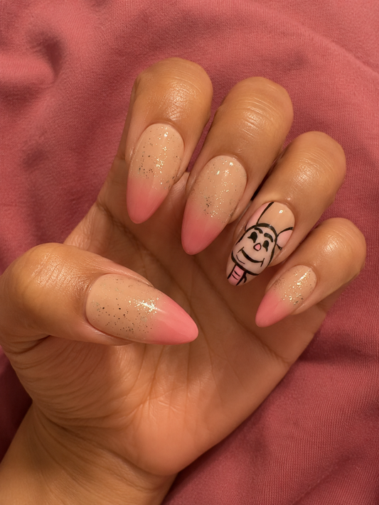 Almond nail set