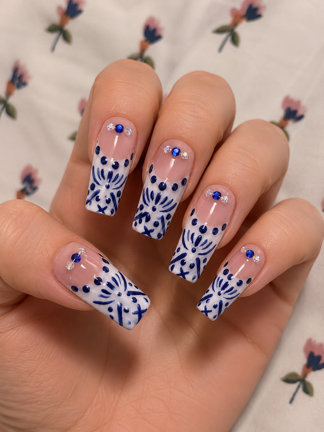 Square nail set