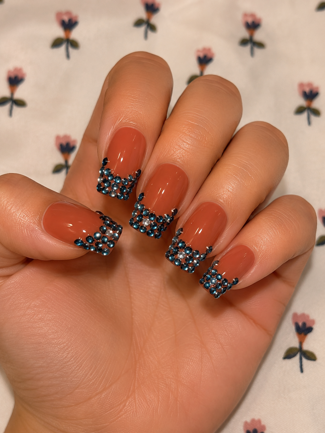 Square nail set
